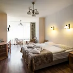 Resort Jan Kazimierz 3*