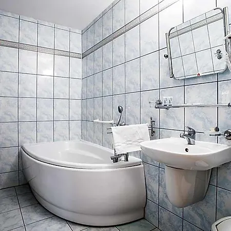 Jan Kazimierz 3*