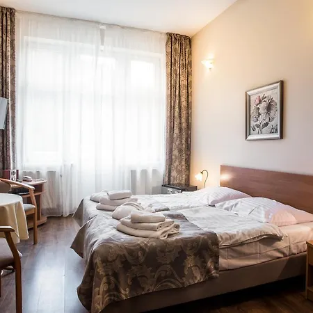 Jan Kazimierz 3*